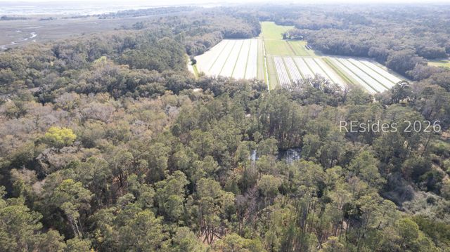 00 Molly Hill, St Helena Island, SC 29920