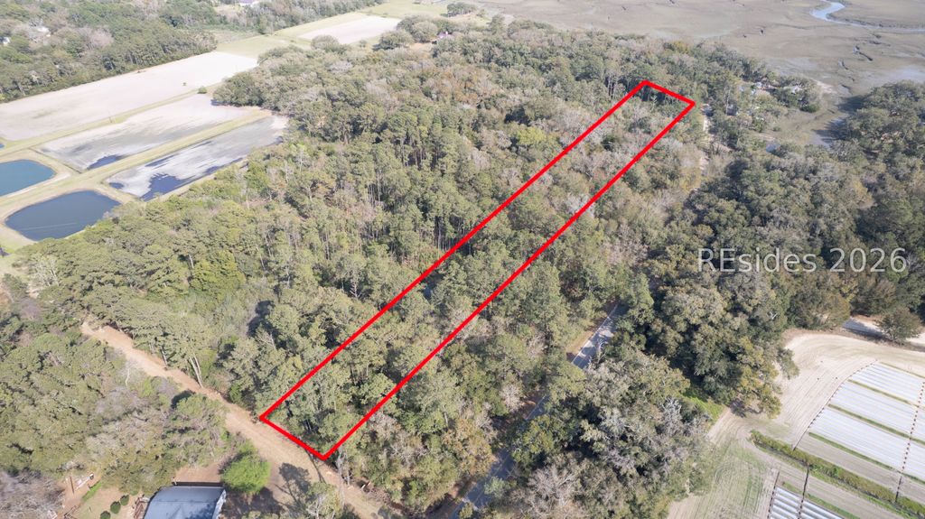 00 Molly Hill, St Helena Island, SC 29920
