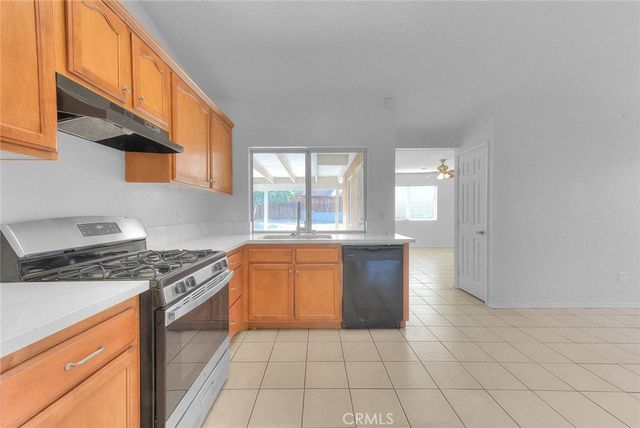 13184 Cardinal Road, Victorville, CA 92392