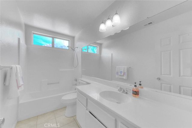 13184 Cardinal Road, Victorville, CA 92392