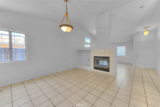 13184 Cardinal Road, Victorville, CA 92392