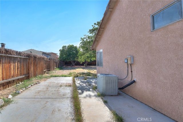 13184 Cardinal Road, Victorville, CA 92392