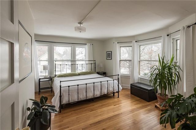 2008-2006 E 12th Street, Des Moines, IA 50316