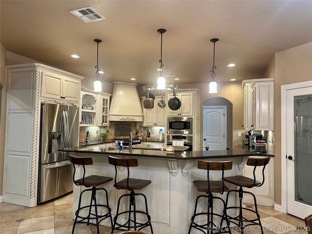 106692 S 4230 Road, Checotah, OK 74426