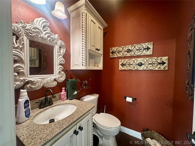 106692 S 4230 Road, Checotah, OK 74426