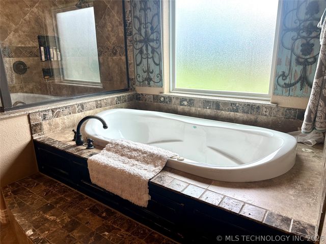 106692 S 4230 Road, Checotah, OK 74426