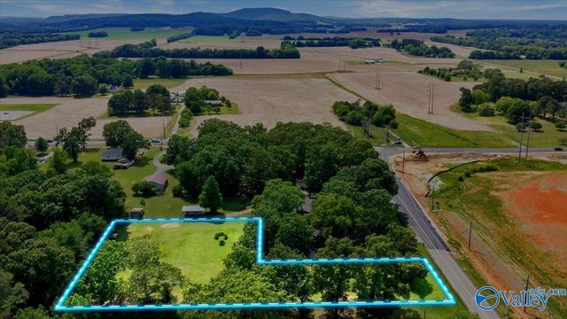 6620 Moores Mill Road, Huntsville, AL 35811