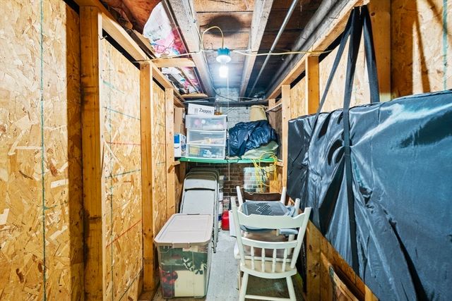 26 Ward St 1, Boston, MA 02127