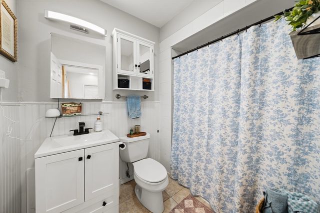 26 Ward St 1, Boston, MA 02127