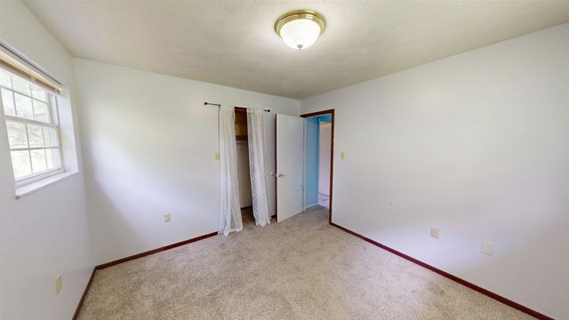 2152 Johnstown Road, Huntington, WV 25701