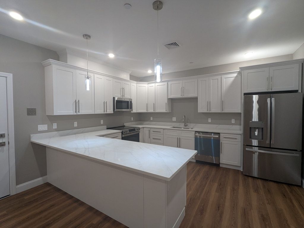 13 Nahant Street 2B, Lynn, MA 01902