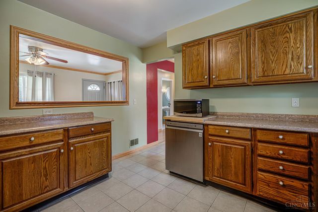 5152 Hawaiian Terrace, Cincinnati, OH 45223
