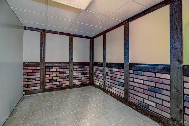 5152 Hawaiian Terrace, Cincinnati, OH 45223
