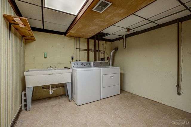 5152 Hawaiian Terrace, Cincinnati, OH 45223