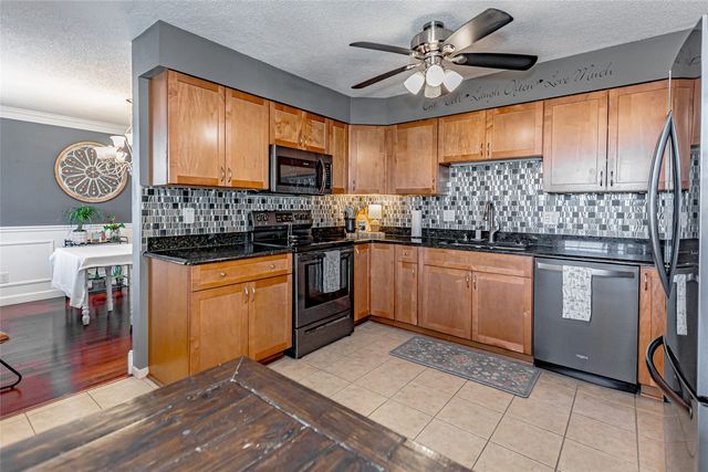 3905 Shady Oak Drive, Marion, IA 52302
