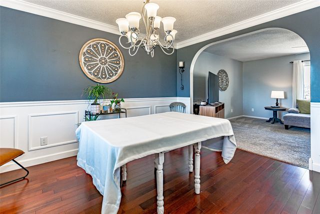 3905 Shady Oak Drive, Marion, IA 52302