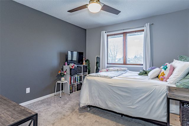 3905 Shady Oak Drive, Marion, IA 52302