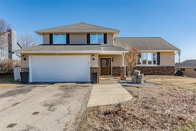 3905 Shady Oak Drive, Marion, IA 52302