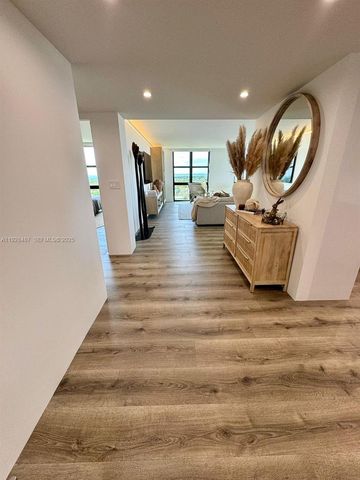 1121 Crandon Boulevard E1001, Key Biscayne, FL 33149