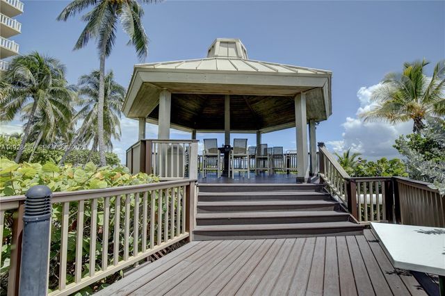 1121 Crandon Boulevard E1001, Key Biscayne, FL 33149