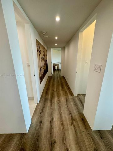 1121 Crandon Boulevard E1001, Key Biscayne, FL 33149