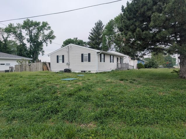4823 GIFFORD Road, Council Bluffs, IA 51501