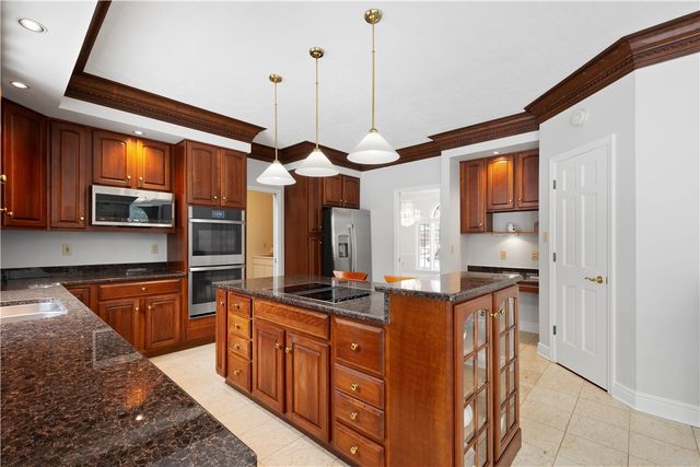 1648 Blackburn Hts., Ohio Twp, PA 15143