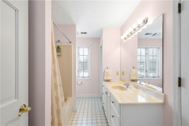 1648 Blackburn Hts., Ohio Twp, PA 15143