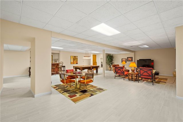 1648 Blackburn Hts., Ohio Twp, PA 15143