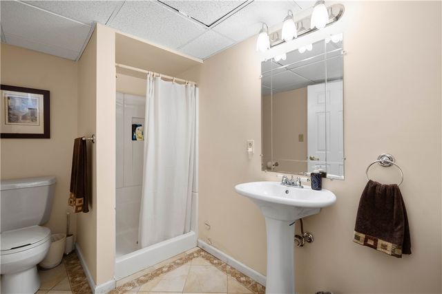 1648 Blackburn Hts., Ohio Twp, PA 15143