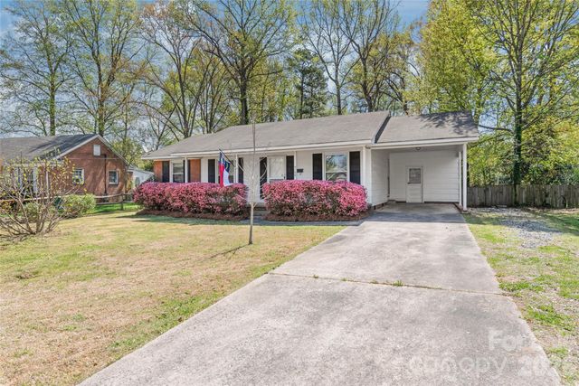 4106 Tipperary Place, Charlotte, NC 28215