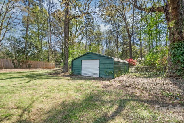 4106 Tipperary Place, Charlotte, NC 28215