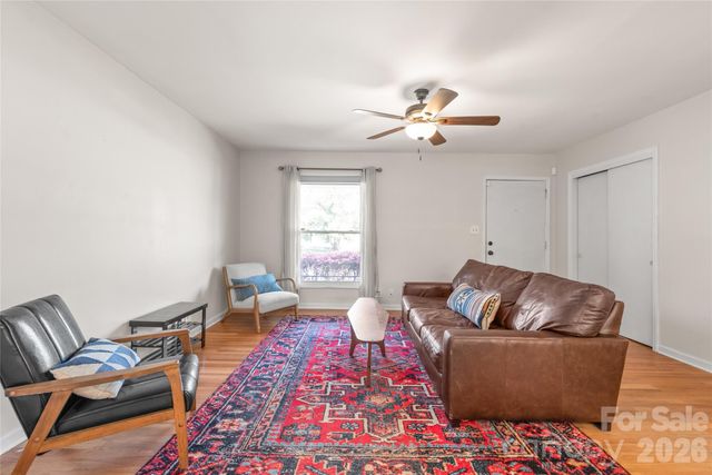 4106 Tipperary Place, Charlotte, NC 28215