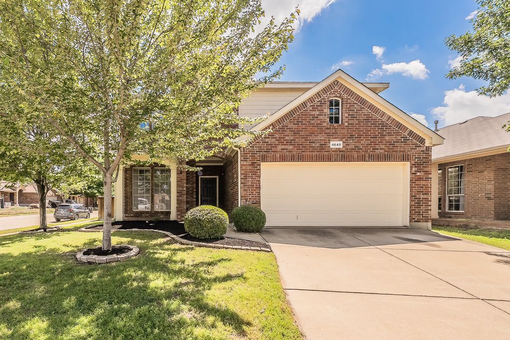 4648 Prickly Pear Drive, Fort Worth, TX 76244