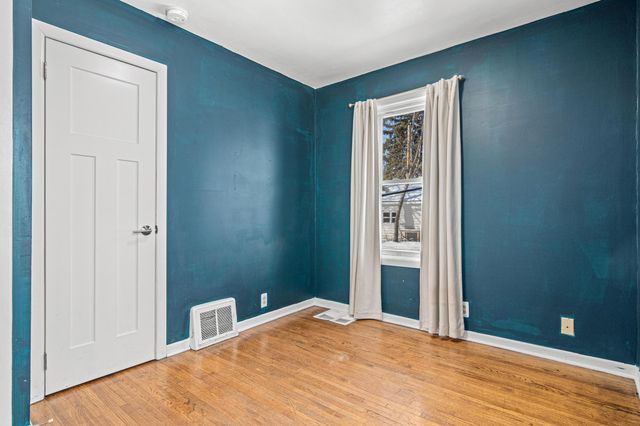 4831 Fremont Avenue N, Minneapolis, MN 55430