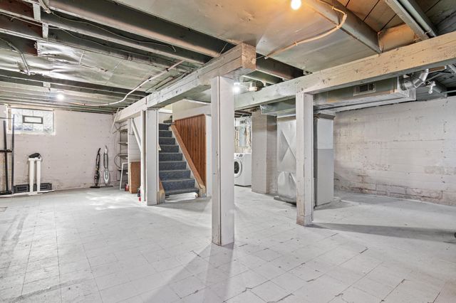 4831 Fremont Avenue N, Minneapolis, MN 55430