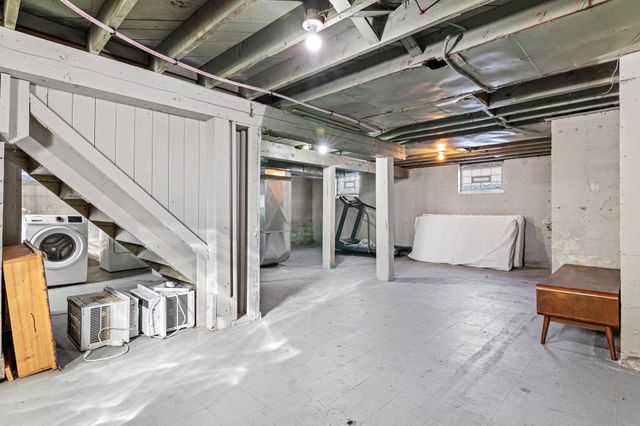 4831 Fremont Avenue N, Minneapolis, MN 55430