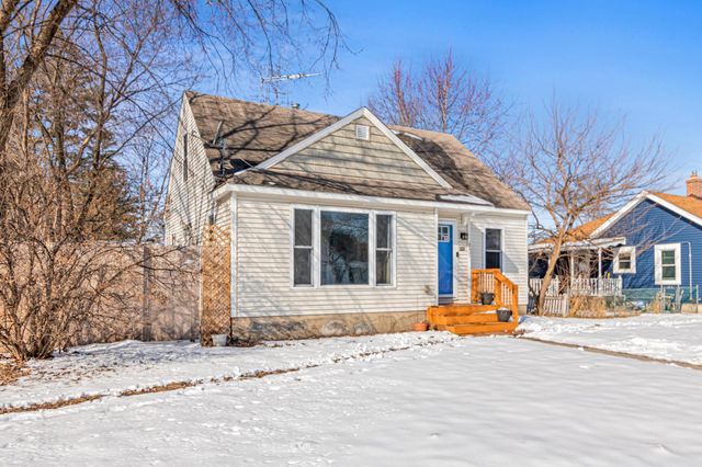 4831 Fremont Avenue N, Minneapolis, MN 55430