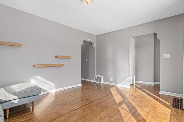 4831 Fremont Avenue N, Minneapolis, MN 55430