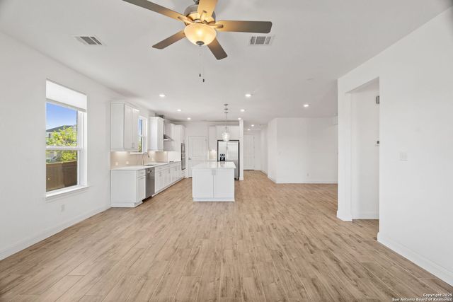 300 Fiddleneck, Marble Falls, TX 78654