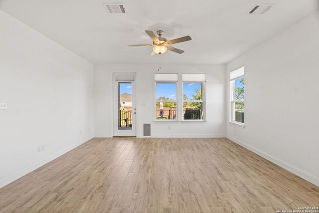 300 Fiddleneck, Marble Falls, TX 78654