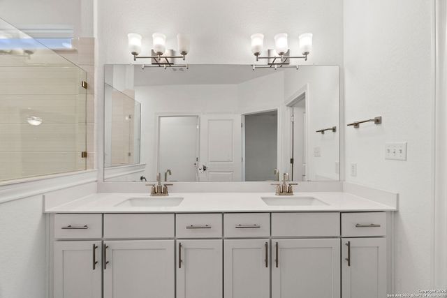 300 Fiddleneck, Marble Falls, TX 78654