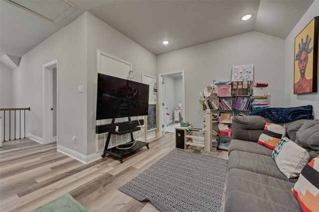 421 Ridgeview Road, Sherman, TX 75092