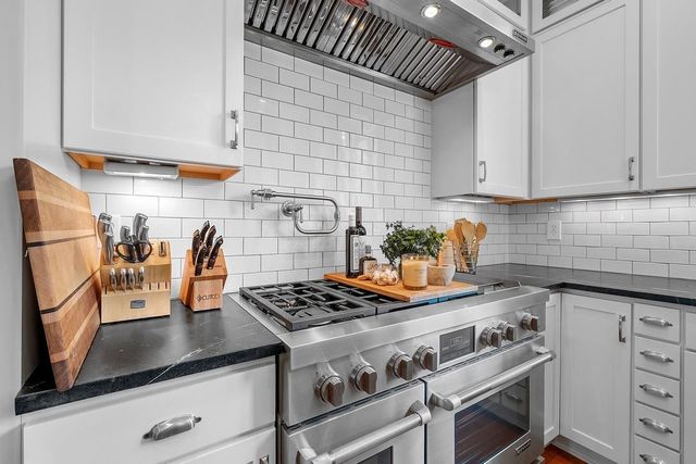 504 PORLIER STREET, Green Bay, WI 54301