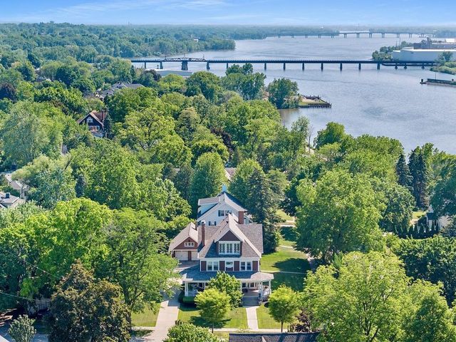 504 PORLIER STREET, Green Bay, WI 54301