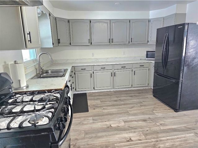 9 Post Hill Drive, Henrietta, NY 14623