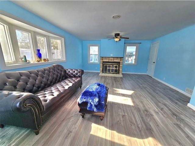 9 Post Hill Drive, Henrietta, NY 14623