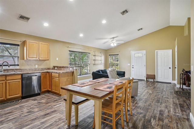 4542 LEMON STREET, Lady Lake, FL 32159