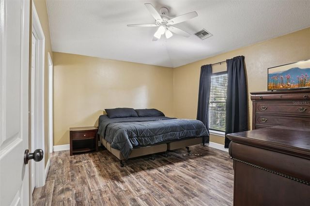 4542 LEMON STREET, Lady Lake, FL 32159