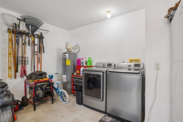 4542 LEMON STREET, Lady Lake, FL 32159